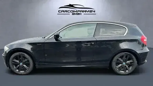 Gebraucht BMW 120 Advantage 177 PS (130 kW) 2010 Schwarz Kleinwagen