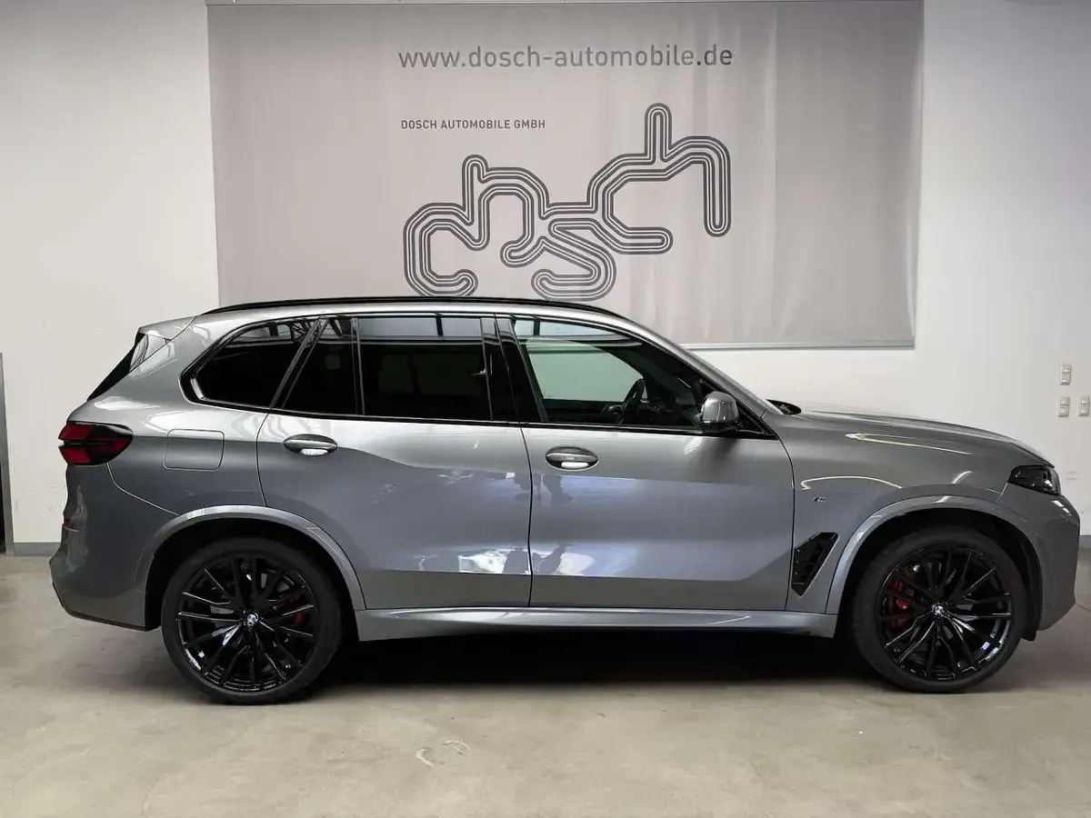 Gebraucht BMW X5 M Sport 298 PS (219 kW) 2026 Grau SUV