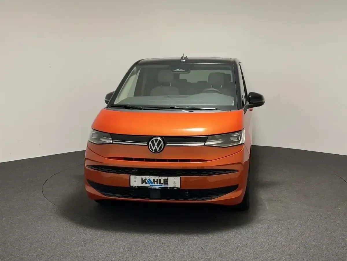 Neu VW Multivan Life 110 PS (80 kW) 2026 Schwarz Van / Kleinbus