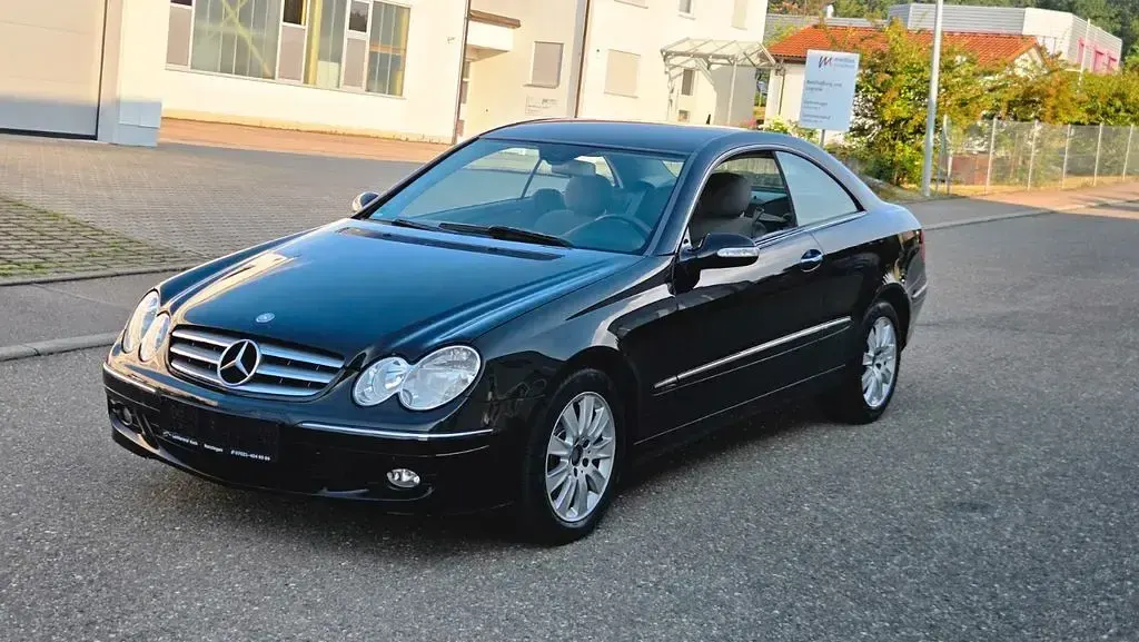 Gebraucht Mercedes CLK200 184 PS (135 kW) 2007 Schwarz Coupé