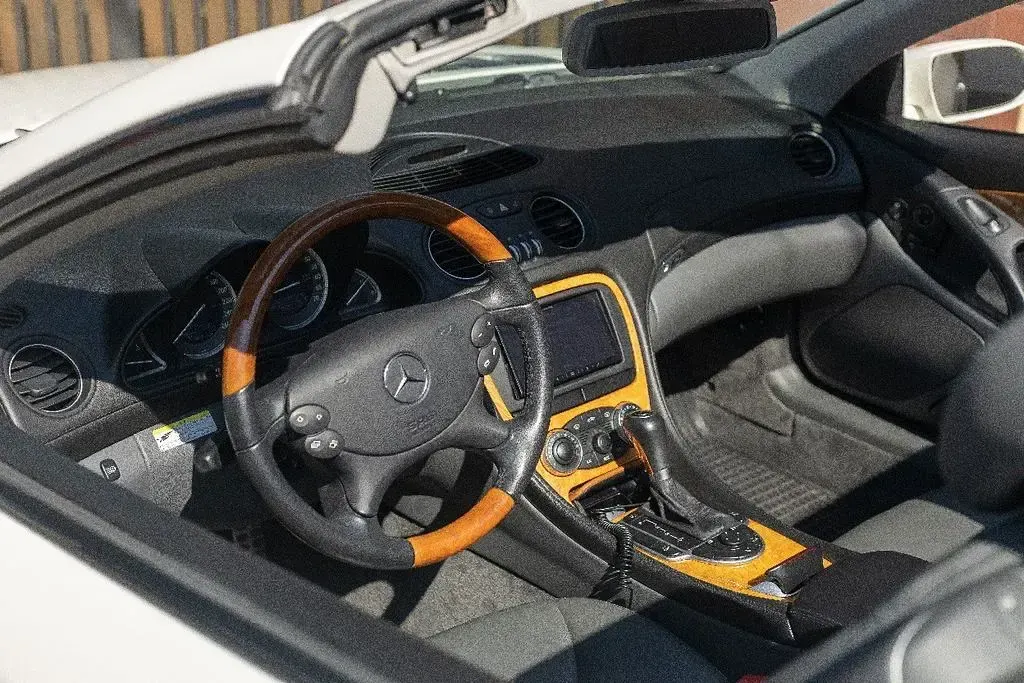 Gebraucht Mercedes SL350 Edition 245 PS (180 kW) 2005 Weiß Cabrio