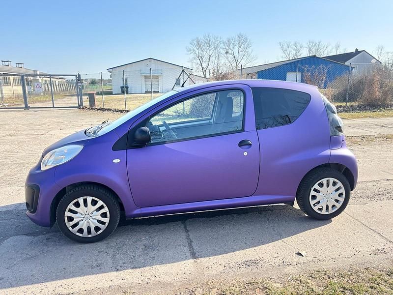 Gebraucht Citroën C1 68 PS (50 kW) 2013 Weiß Kleinwagen