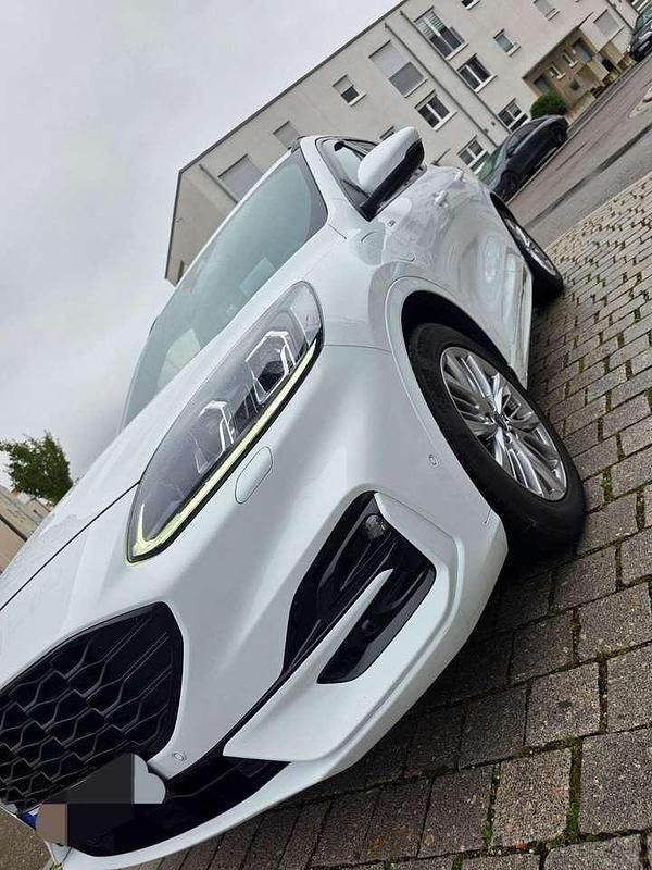 Weiß Gebraucht 2020 Ford Kuga SUV | 19.500 € (Fairer Preis) - Bild 1/4