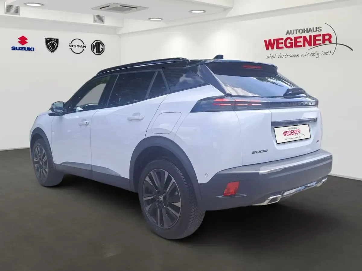 Gebraucht Peugeot 2008 GT 131 PS (96 kW) 2024 Weiß SUV