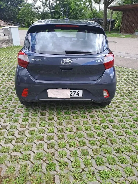 Gebraucht Hyundai i10 Trend 84 PS (61 kW) 2022 Grau Kleinwagen