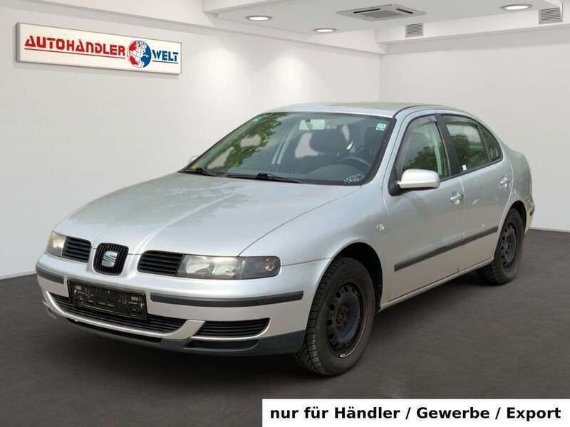 Silber Gebraucht 2002 Seat Toledo Limousine | 299 € (Superpreis) - Bild 1/3