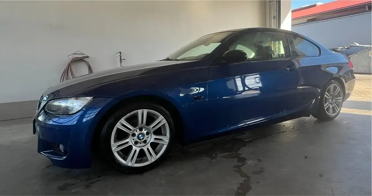Gebraucht BMW 320 177 PS (130 kW) 2008 Blau Coupé