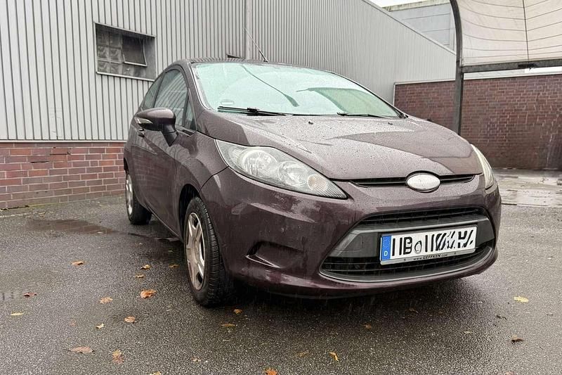 Gebraucht Ford Fiesta 101 PS (74 kW) 2009 Rot Limousine
