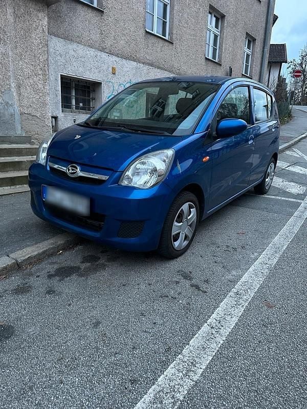 Gebraucht Daihatsu Cuore 69 PS (50 kW) 2008 Blau Kleinwagen