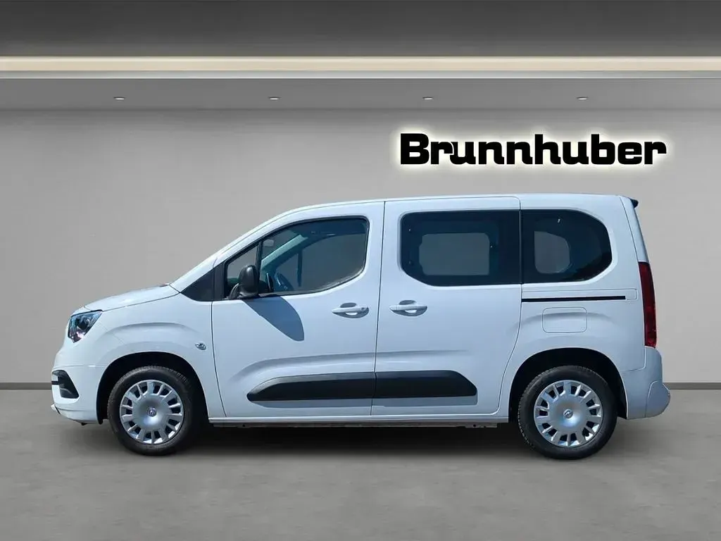 Gebraucht Opel Combo-e Life Edition 100 kW (136 PS) 2022 Weiß Van / Kleinbus