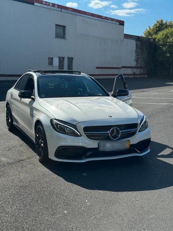 Weiß Gebraucht 2017 Mercedes C63S AMG AMG Limousine | 55.999 € (Teuer) - Bild 1/4
