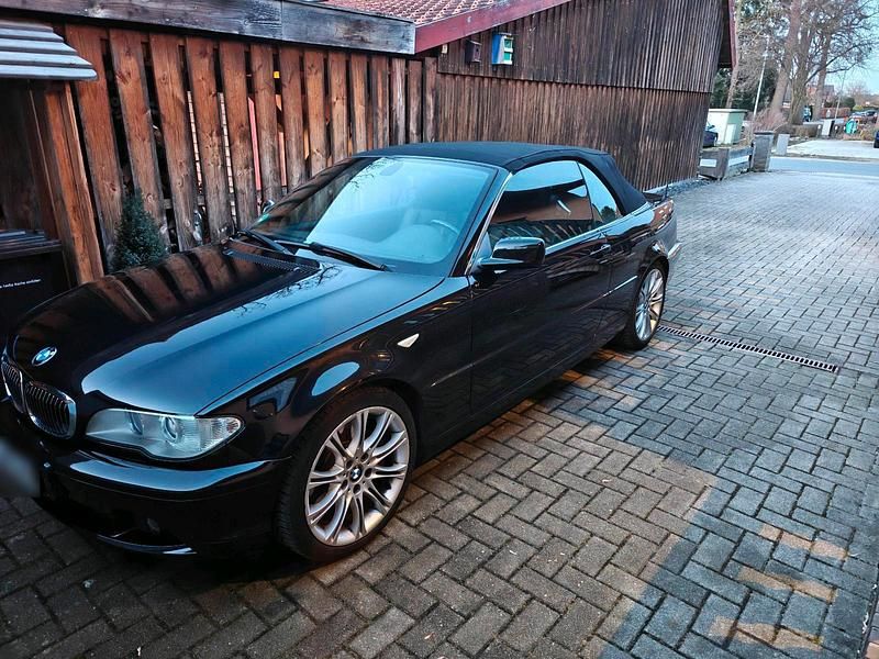 Gebraucht BMW 330 231 PS (169 kW) 2004 Schwarz Cabrio