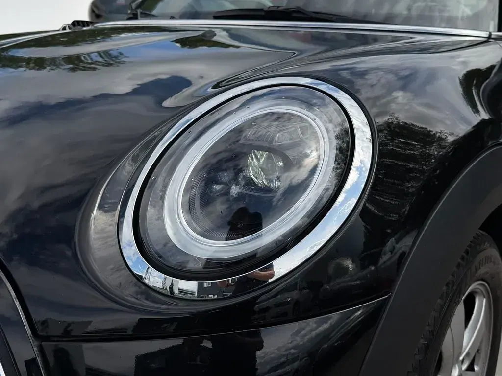 Gebraucht Mini Cooper Cabriolet Essential 136 PS (100 kW) 2021 Schwarz Cabrio