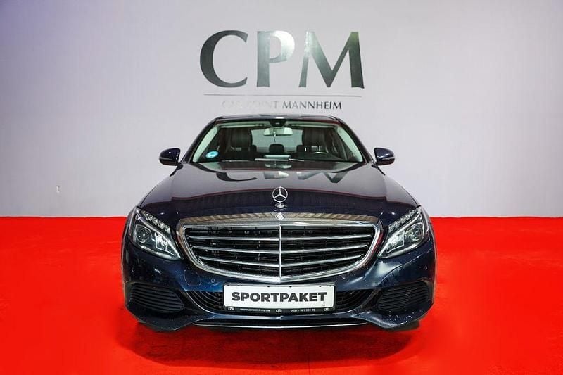 Gebraucht Mercedes C220 Avantgarde 170 PS (125 kW) 2016 Blau Limousine