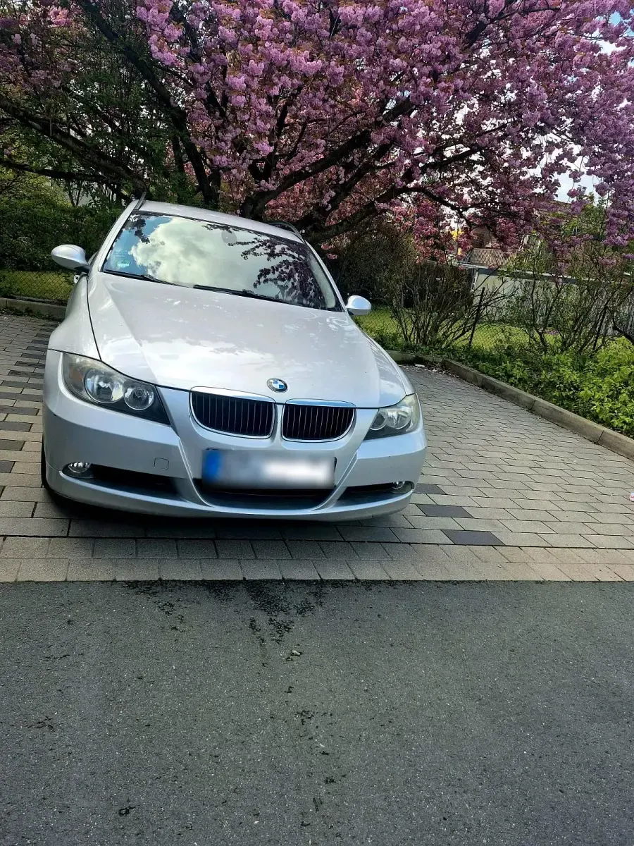 Gebraucht BMW 318 130 PS (95 kW) 2006 Silber Kombi
