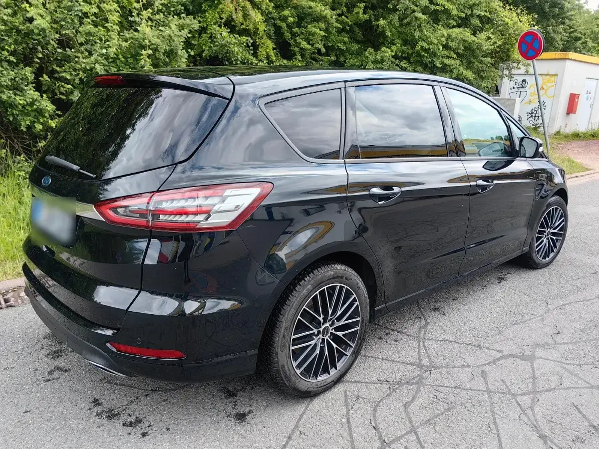 Gebraucht Ford S-MAX S 190 PS (139 kW) 2018 Schwarz Van / Kleinbus