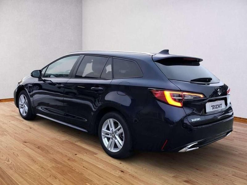 Gebraucht Suzuki Swace Comfort+ 140 PS (102 kW) 2024 Dark blue mica metallic Kombi