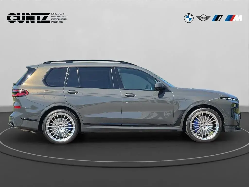 Neu Alpina XB7 621 PS (456 kW) 2026 Grau SUV