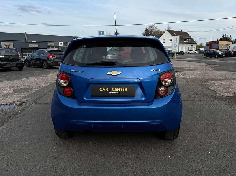Używany Chevrolet Aveo LT 101 KM (74 kW) 2012 Niebieski Hatchback