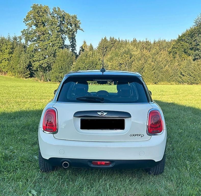 Gebraucht Mini Cooper Pepper 116 PS (85 kW) 2018 Weiß Kleinwagen