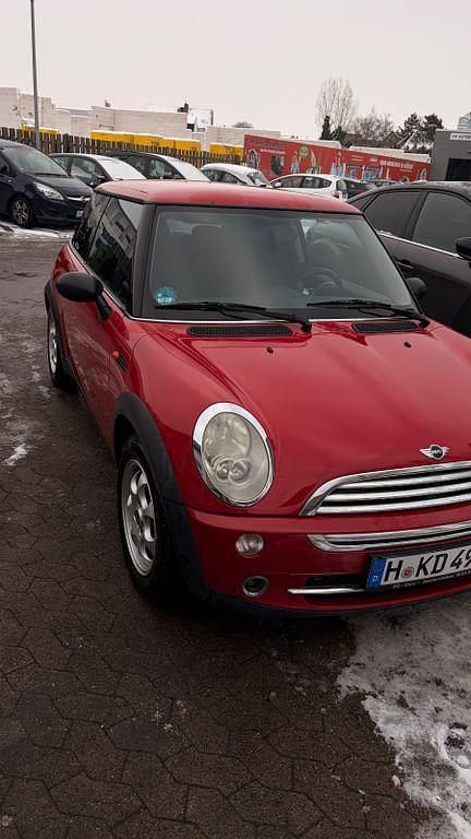 Gebraucht Mini ONE 90 PS (66 kW) 2006 Rot Kleinwagen
