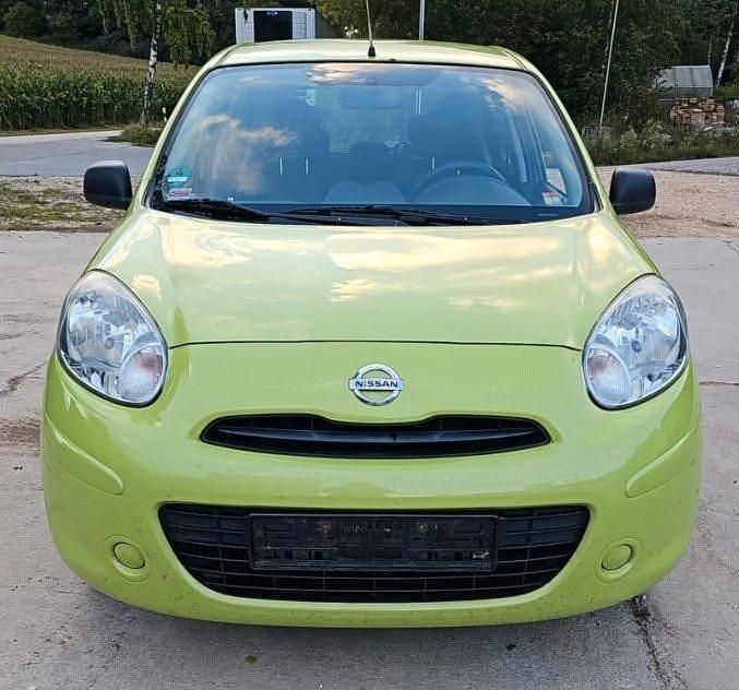 Gebraucht Nissan Micra 80 PS (58 kW) 2012 Grün Kleinwagen