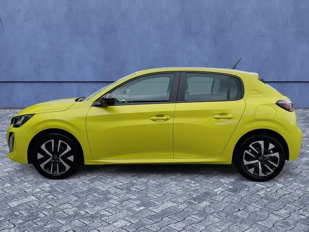 Brugt Peugeot 208 Active 75 HK (55 kW) 2024 Gul Hatchback