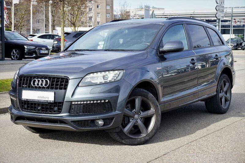 Grau (metallic) Gebraucht 2015 Audi Q7 S-Line SUV | 27.400 € (Fairer Preis) - Bild 1/4