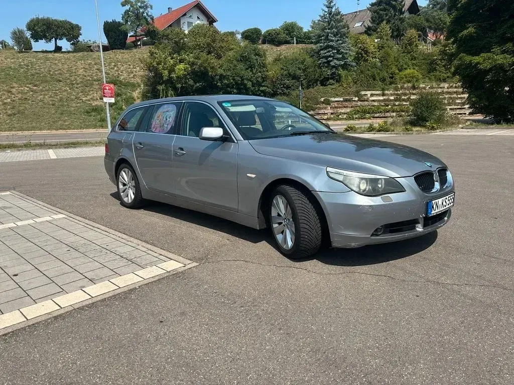 Gebraucht BMW 525 177 PS (130 kW) 2005 Grau Kombi