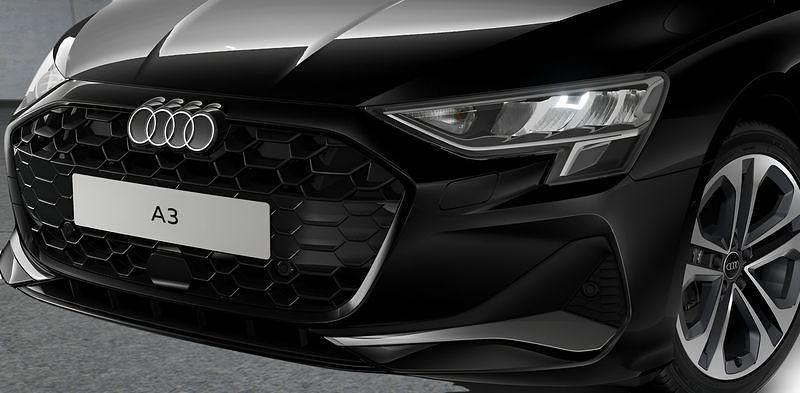 Schwarz Gebraucht 2025 Audi A3 Limousine | 34.449 € (Etwas zu teuer) - Bild 1/4