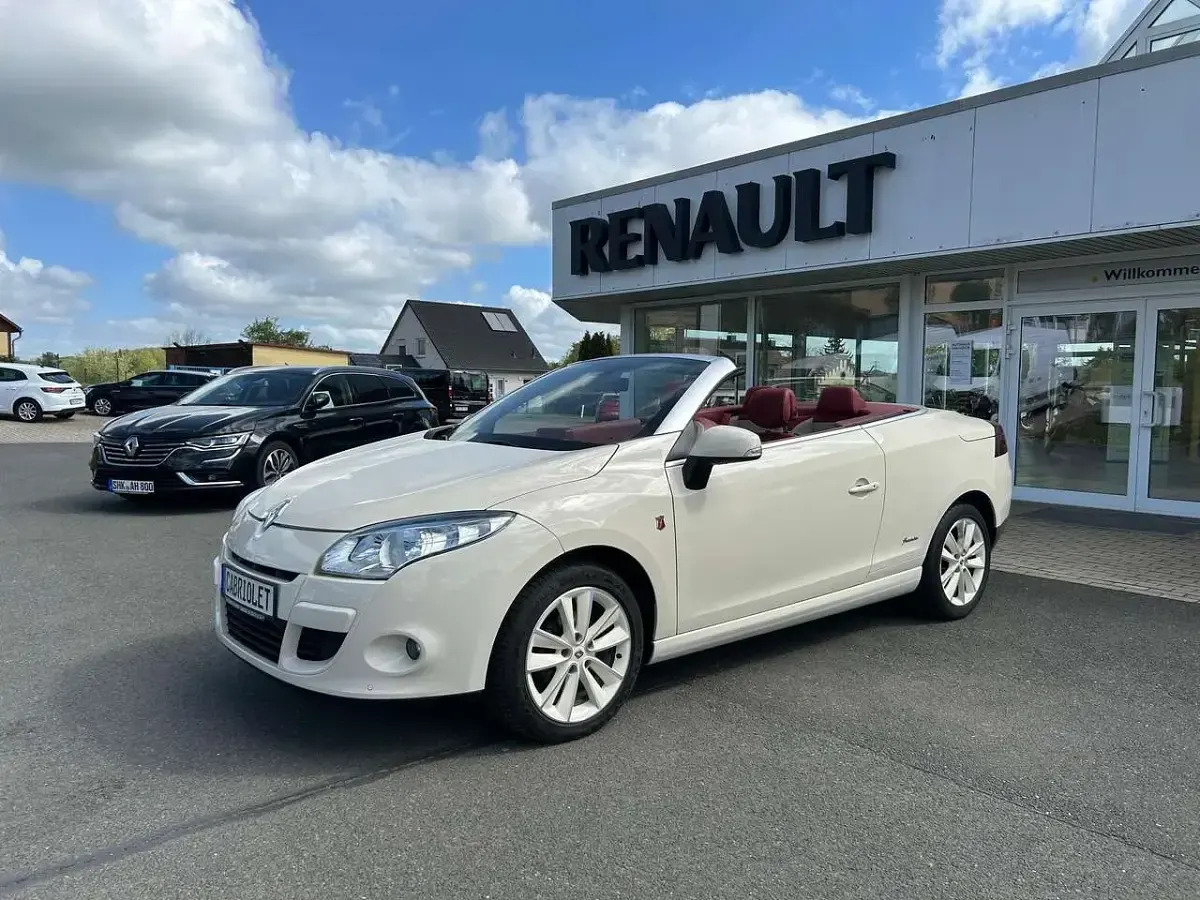 Gebraucht Renault Mégane Cabriolet Floride 131 PS (96 kW) 2012 Braun Cabrio