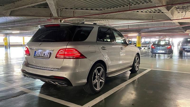 Gebraucht Mercedes GLE350 258 PS (189 kW) 2017 Silber SUV