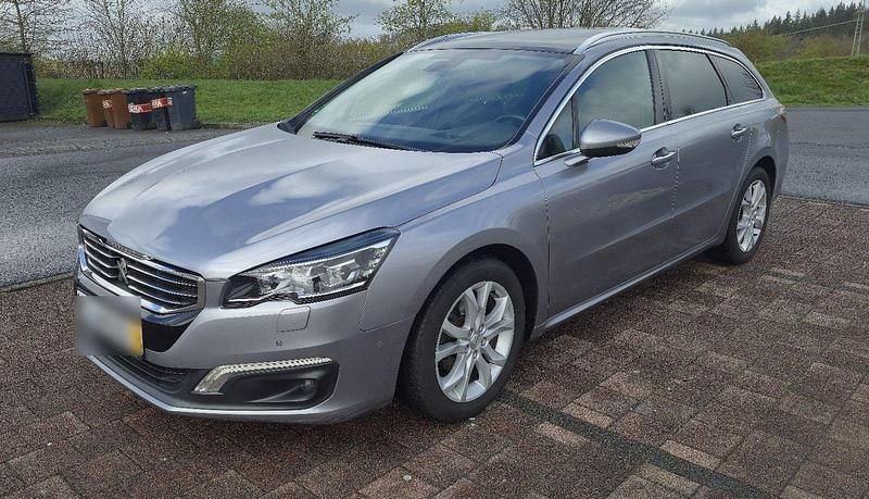 Gebraucht Peugeot 508 Allure 120 PS (88 kW) 2017 Grau Kombi