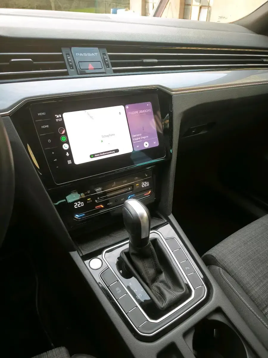 Gebraucht VW Passat 150 PS (110 kW) 2022 Schwarz Kombi