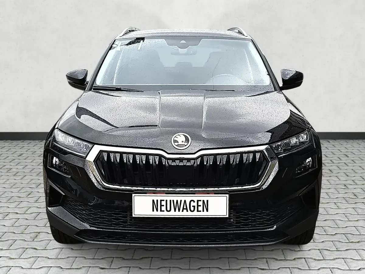 Neu Skoda Karoq Selection 150 PS (110 kW) 2026 Graphitegrau metallic SUV