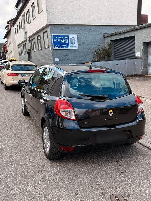 Gebraucht Renault Clio II 75 PS (55 kW) 2009 Schwarz Kleinwagen