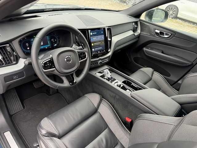 Gebraucht Volvo XC60 Ultimate 197 PS (144 kW) 2022 Denim blue SUV