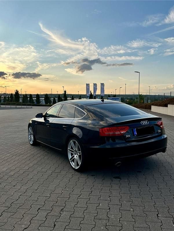 Schwarz Gebraucht 2011 Audi A5 Sportback S-Line Limousine | 8.000 € (Guter Preis) - Bild 1/4