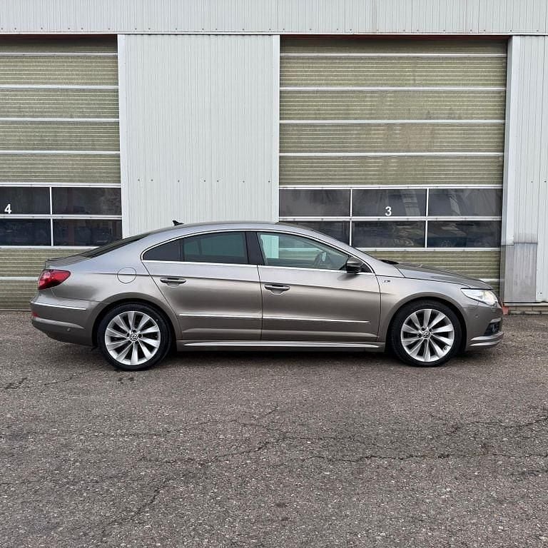 Gebraucht VW Passat 170 PS (125 kW) 2012 Grau Limousine