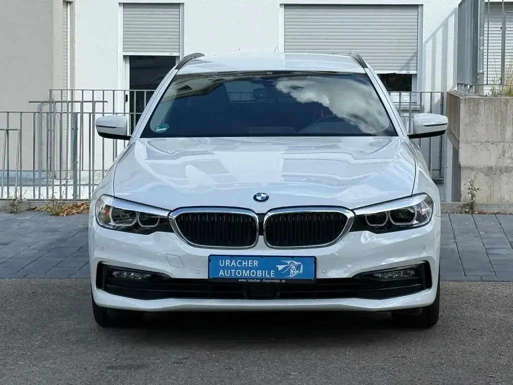 Gebraucht BMW 530 Sport Line 252 PS (185 kW) 2017 Weiß Kombi