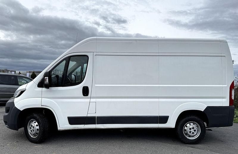 Gebraucht Peugeot Boxer 163 PS (119 kW) 2017 Weiß Van