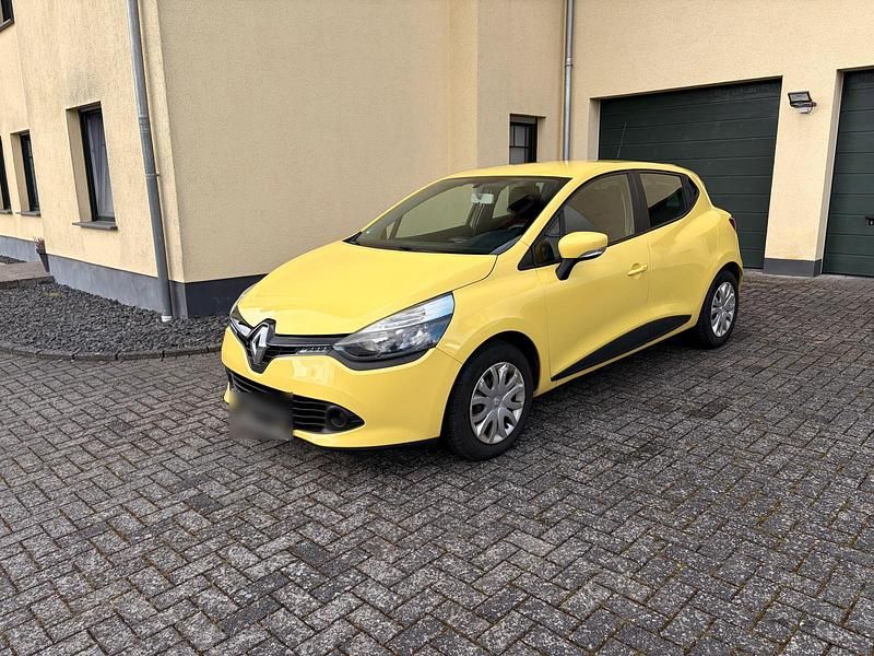 Gebraucht Renault Clio IV Dynamique 73 PS (53 kW) 2014 Gelb Kleinwagen