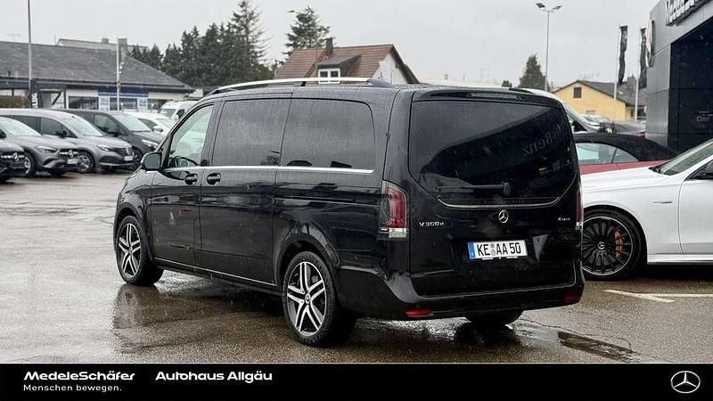 Gebraucht Mercedes V300 237 PS (174 kW) 2026 Obsidianschwarz Van / Kleinbus