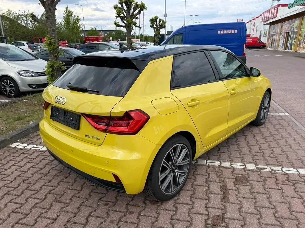 Gebraucht Audi A1 Sportback 95 PS (69 kW) 2023 Gelb Kleinwagen