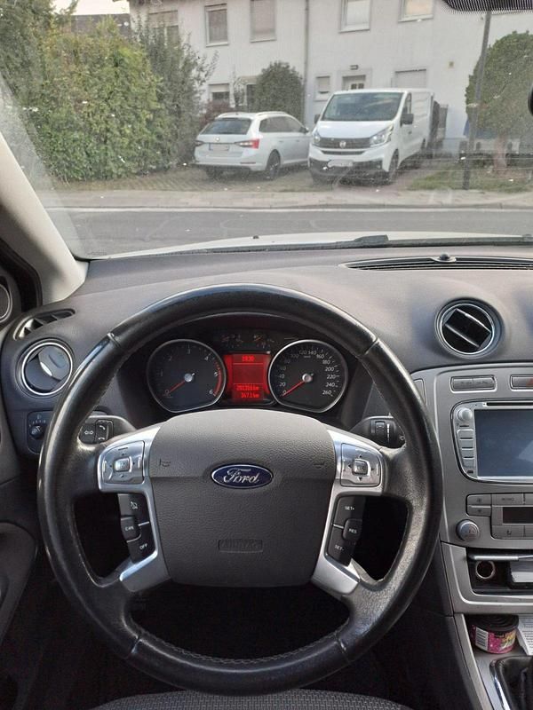 Silber Gebraucht 2008 Ford Mondeo Kombi | 1.500 € (Guter Preis) - Bild 1/4