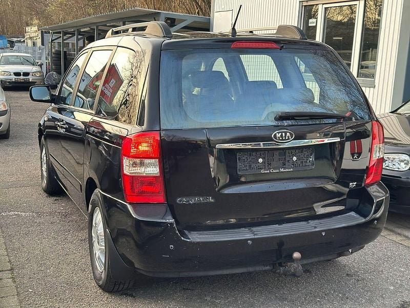 Gebraucht Kia Carnival EX 185 PS (136 kW) 2007 Schwarz Van / Kleinbus