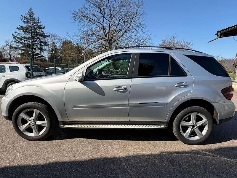 Gebraucht Mercedes ML280 190 PS (139 kW) 2007 Iridiumsilber  metalliclack SUV