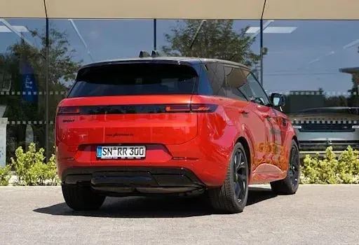 Gebraucht Land Rover Range Rover Sport SE Dynamic 300 PS (220 kW) 2024 Rot SUV