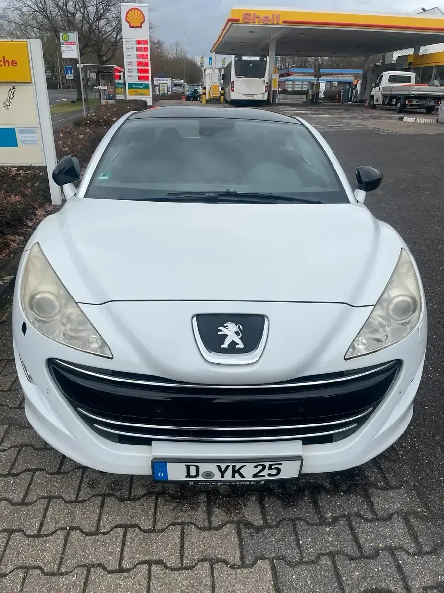 Używany Peugeot RCZ 156 KM (114 kW) 2011 Biały Coupe