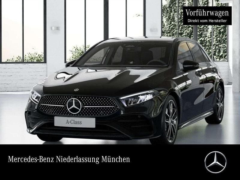 Grau Gebraucht 2025 Mercedes A220 AMG Limousine | 36.900 € (Fairer Preis) - Bild 1/4